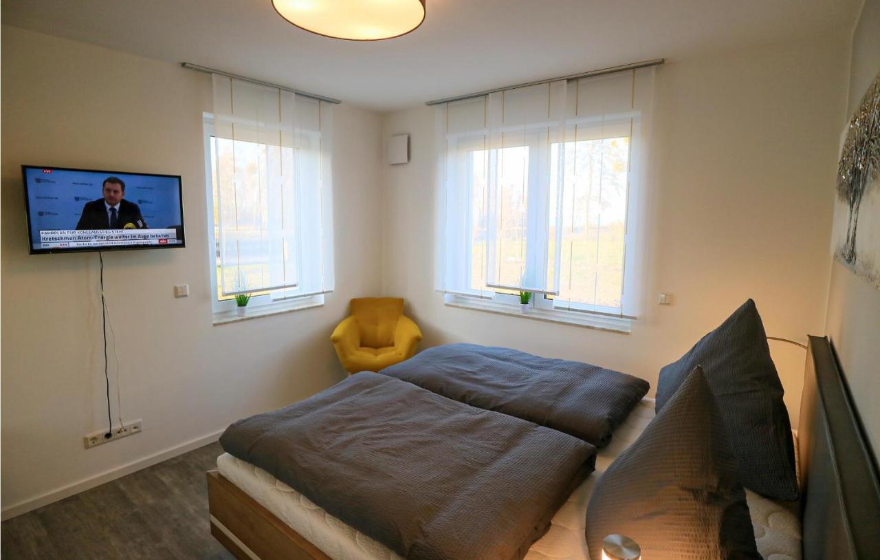 2 Bedroom Cozy Apartment In Rechlin Exteriör bild