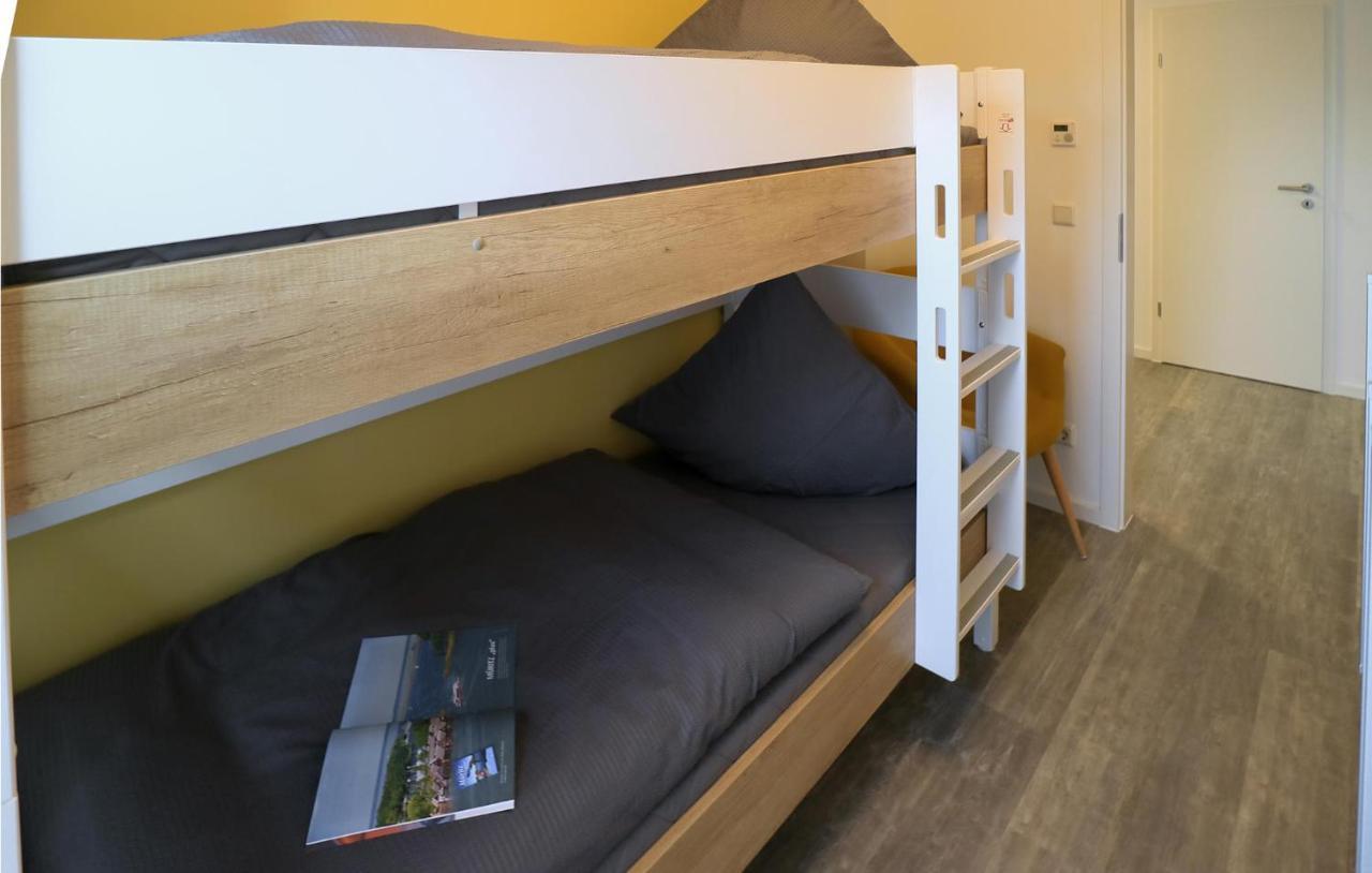 2 Bedroom Cozy Apartment In Rechlin Exteriör bild